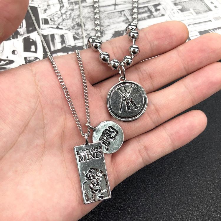 Internet celebrity FF Fengfan same necklace, retro fashion trendy cool hip hop dancing men's and women's sweater chain, street shot versatile