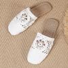 Summer Floral Slip-on Soft Sole Slippers: Stylish Outdoor Half Slippers with Flat Bottom