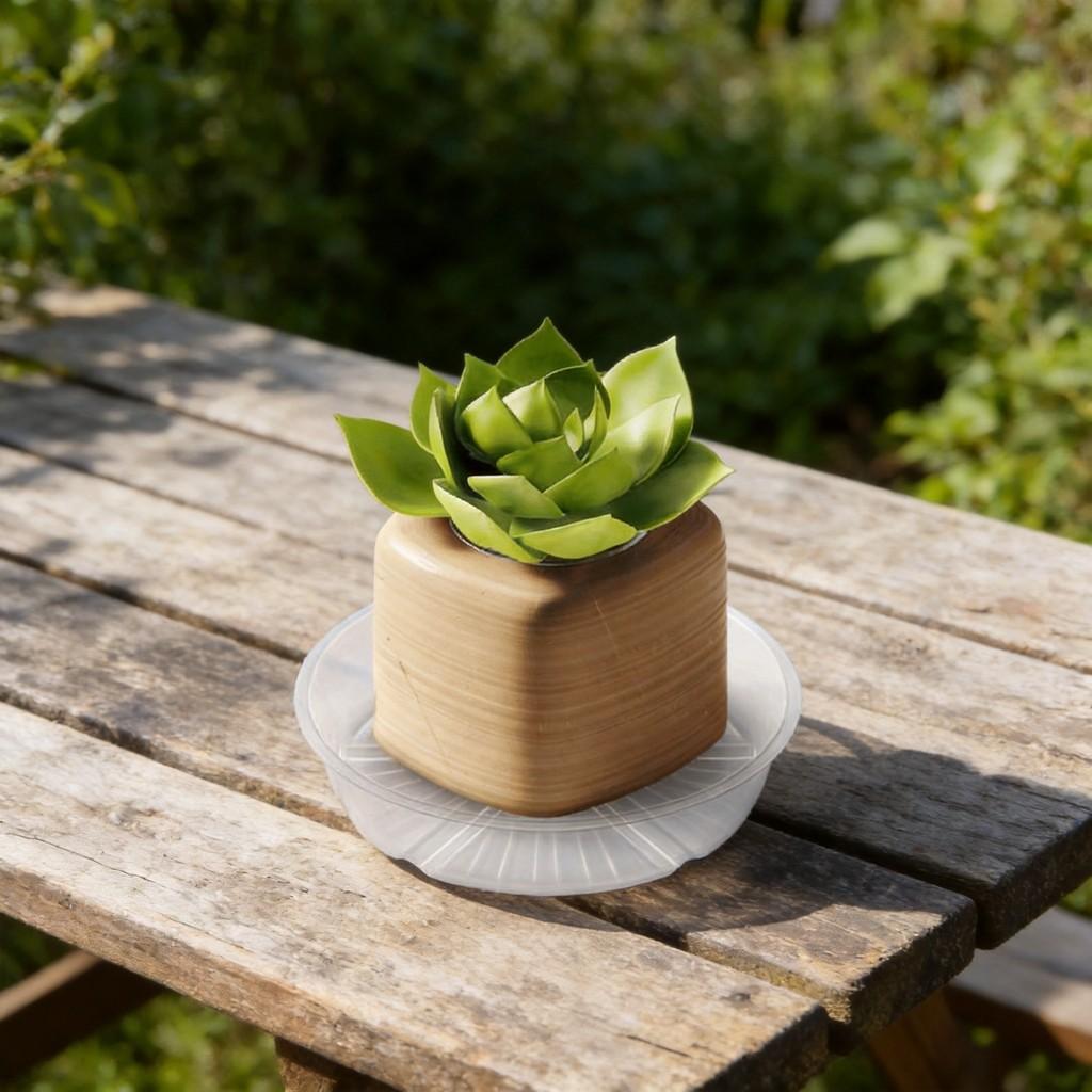 Plastic Flower Pot Tray With Pet Material And Dustproof Design For Garden And Home Use