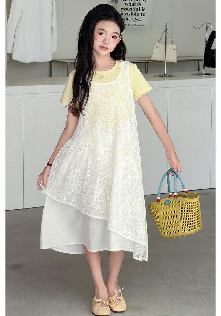 Koreanischer Stil Spitzen Sommer Zweiteiler Kleid mit unregelmäßigem Patchwork - Schichtendesign Midi