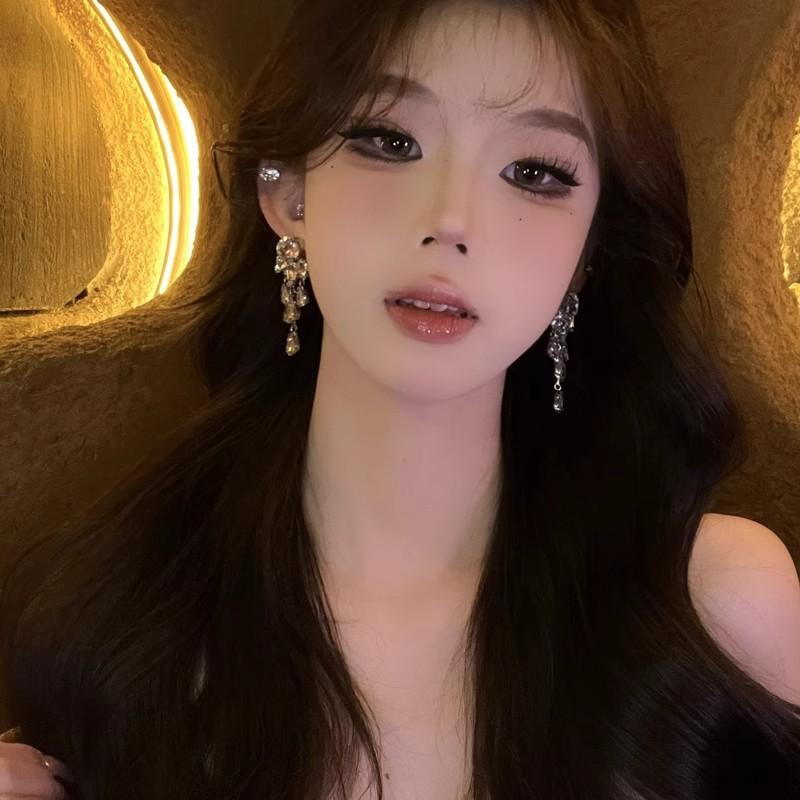 European and American new exaggerated fringed earrings women's s911 silver needle trendy fashion water drop banquet flash diamond stud earrings