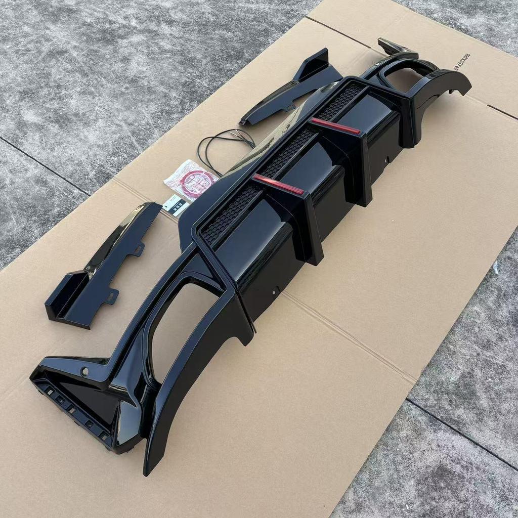 Gloss Black Double Line Rear Diffuser Body Kit for BMW G20/G28 (2023+)