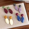 Trendy Temperament Geometric Contrasting Color Resin Drop Earrings for Women Winter Autumn Retro Stud Earrings Jewelry Accessory