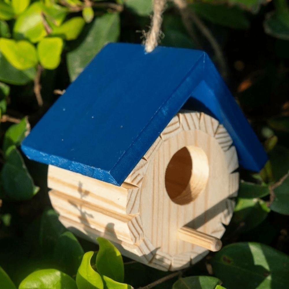 Ventilation Hanging Wooden Bird House with Hanging Rope Bird Breeding Box Wild Birds Habitat Farm
