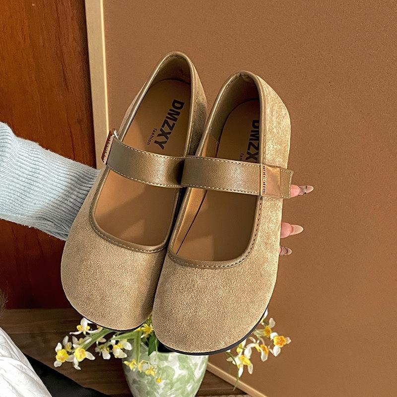 Temperament commuter French flat bottom shallow mouth single shoes women's summer 2025 new with skirt versatile soft sole Mary Jane shoes