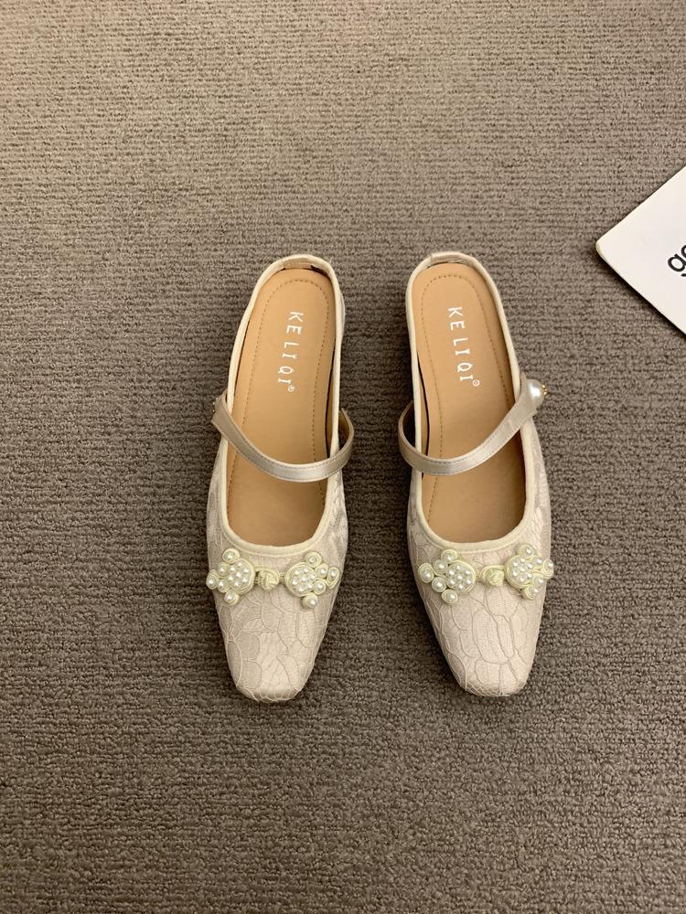 

Атласная сумка голова полутапочки женские 2025 лето новые французский темперамент вечерний сказочный ветер увеличение высоты Мэри Джейн одинарная обувь 39