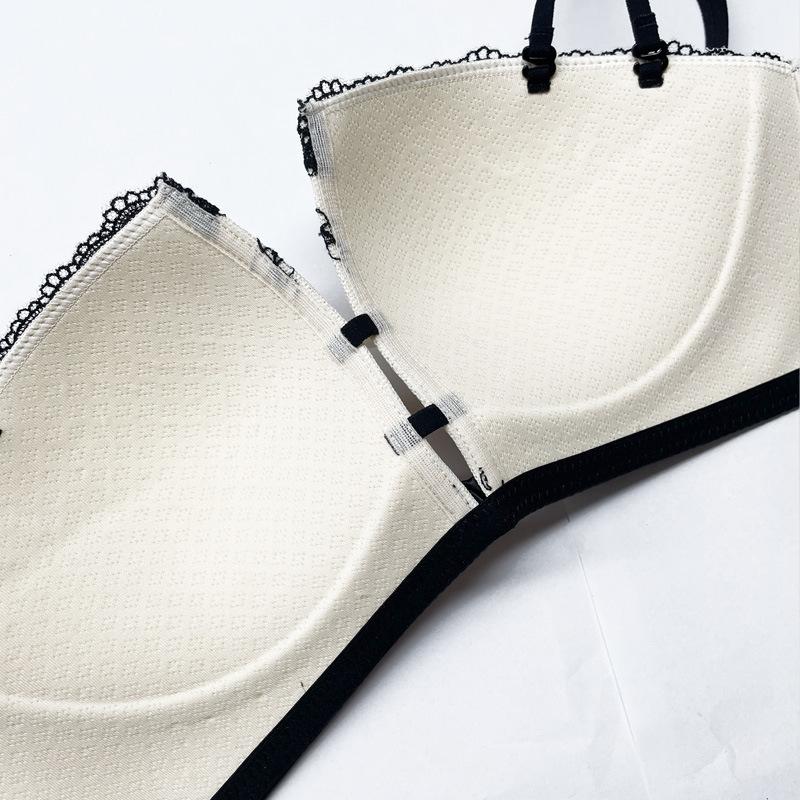 French Embroidered Strapless Bra for Small Breasts Anti-exposure Bandeau Bra