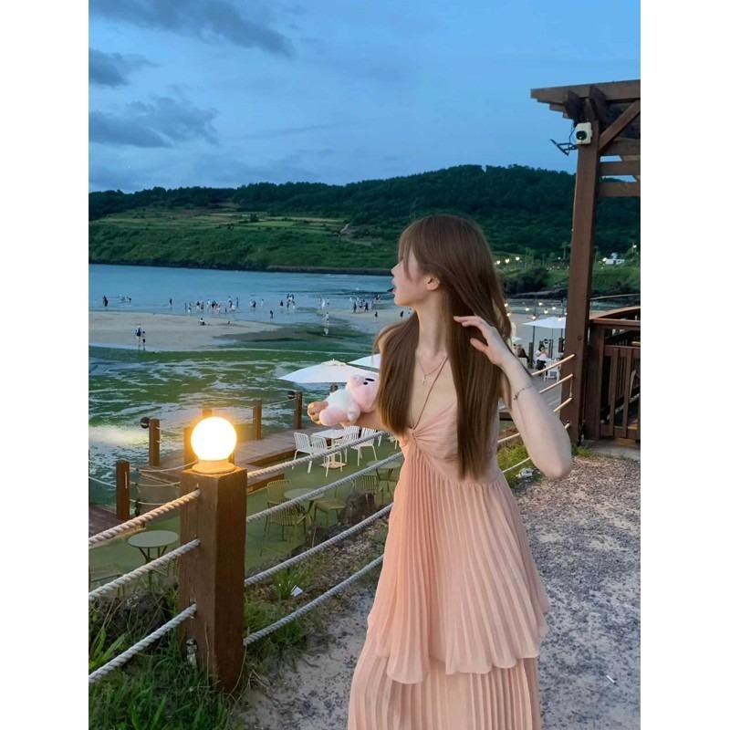 French Hepburn Premium Pink Suspender Neck Dress Female Design Celebrity Pleated Dress Dress