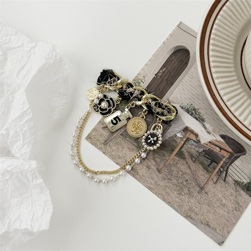 Camellia  Pearl Flower Brooches For Women'S Clothing Brooch Gift For Girl Friend Accessories For Jewelry