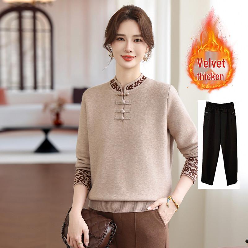 Young Mother Plus Velvet Sweater: Stylish Chinese Knit Base Layer for Middle-aged & Elderly Women