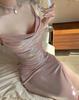 Elegant Women's Glitter Mermaid Evening Gown - Slim Fit Hip-Hugging Design