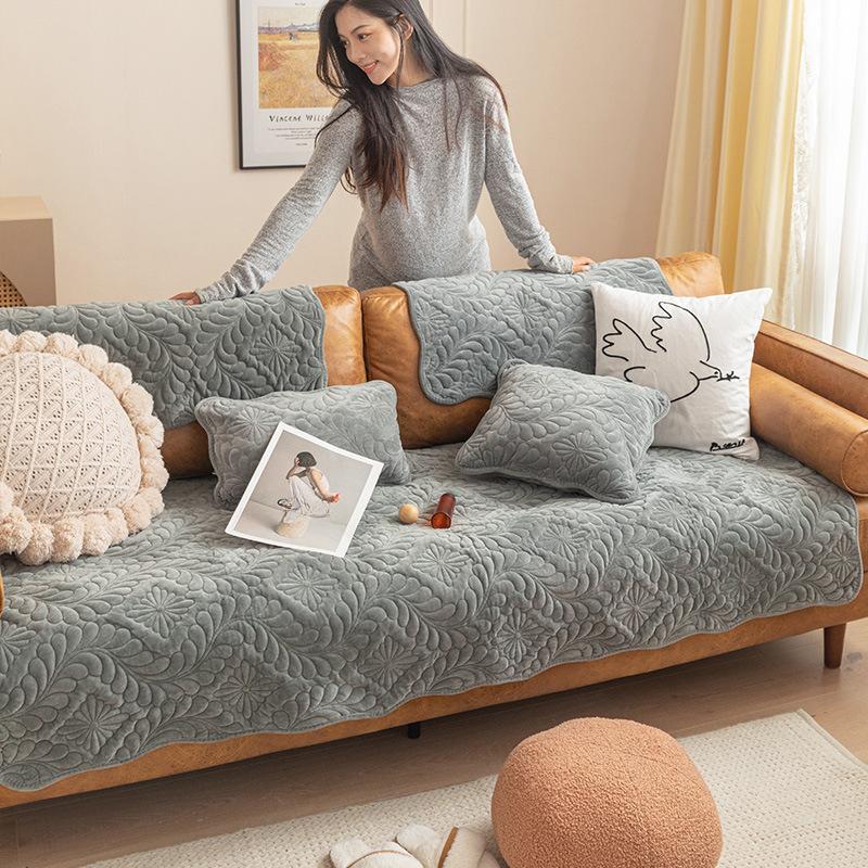 

Осень и зима, замшевая подушка в стиле ретро с вышивкой для гостиной, утолщенное полотенце для дивана, полотенце на спинку, плюшевая подушка для сиденья 70*70