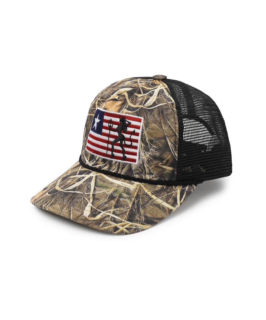 Opeunyadeu(Owai) Badlands Flag Trucker Cap - Forest Camo
