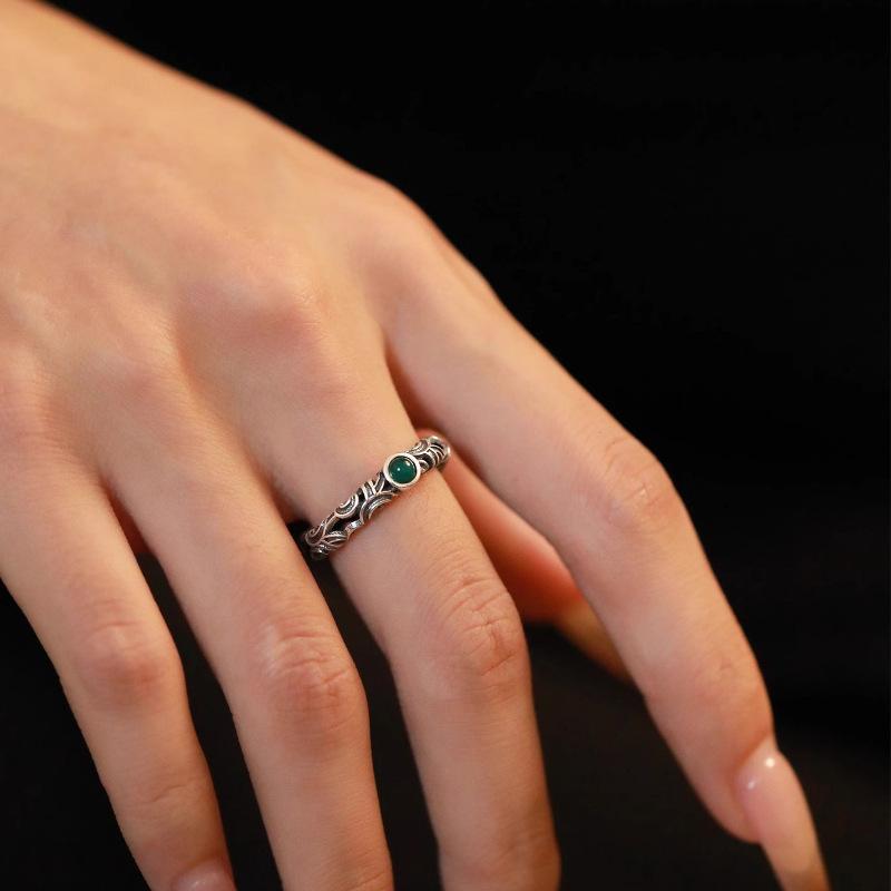 Niche Grass Designs Grain Green Zirconium Hollow Female Fashion Retro Rings