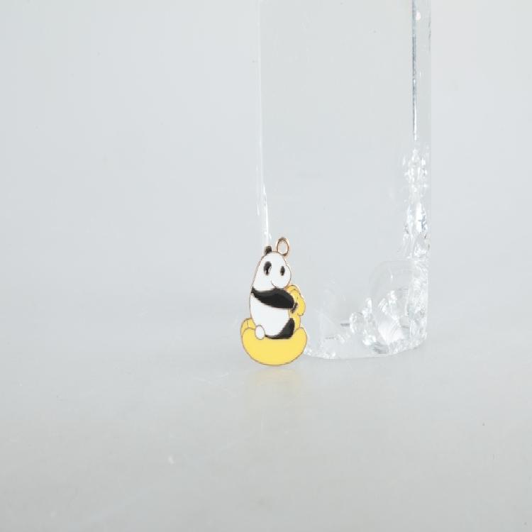 Set Of 10 Panda Charm Fashionable Accessories Cartoon Animal Pendant for Handmade Necklaces Bracelets Jewelry Supplies