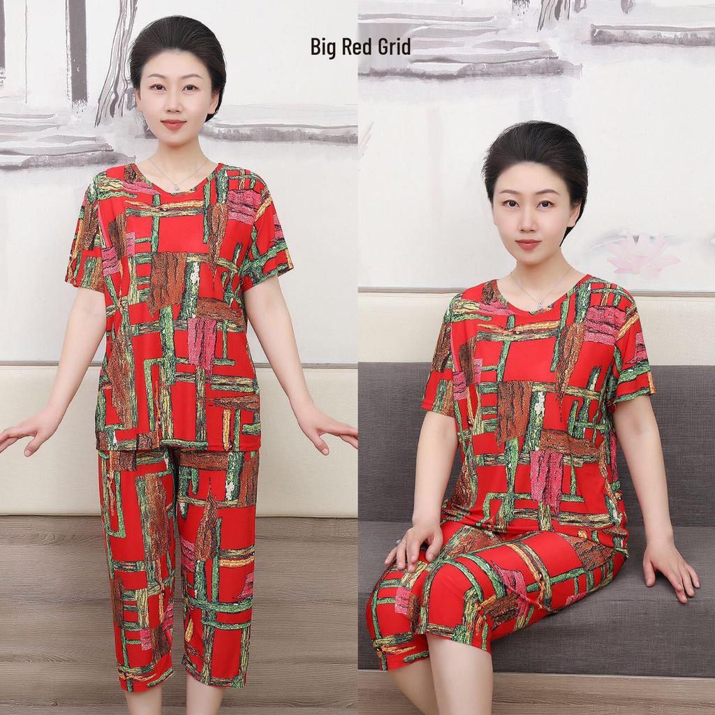 Summer Ice Silk Casual Suit for Elderly Women: Short Sleeve Fashion Outfit for Mothers and Grandmothers