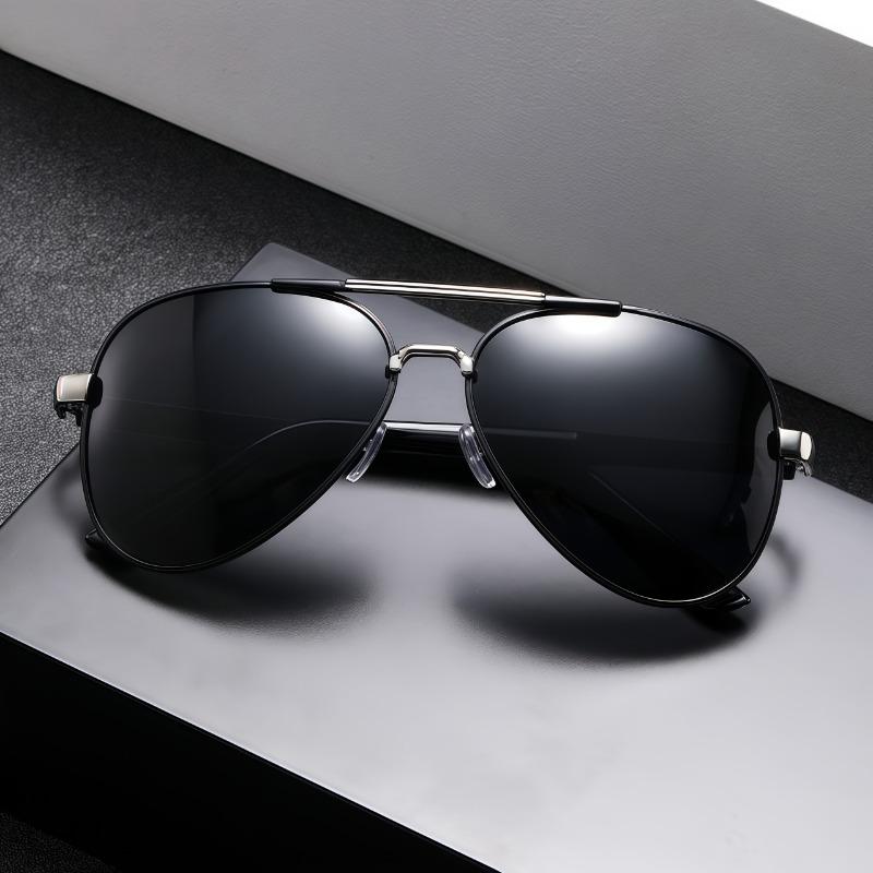 Retro Vintage Oversized Frame Fashion Glasses for Men & Women Classic Double Beam Design Ideal for Casual Formal Occasions