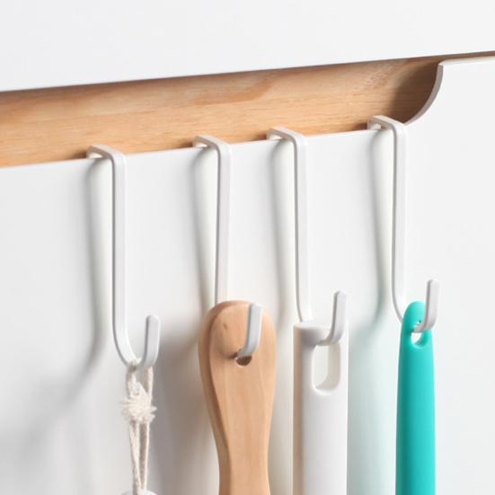 2 Pezzi Ganci per Ante di Armadietti Ganci Appendi Metallo Robusti per Asciugamani Borse Vestiti Senza Trapano Gancio Doppio Appendi per Bagno Cucina Armadio Stanza