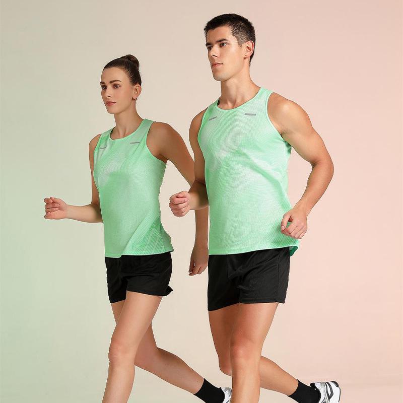 Set Sportivo di Atletica Leggera: Gilet da Fitness da Uomo e Abbigliamento da Maratona da Donna