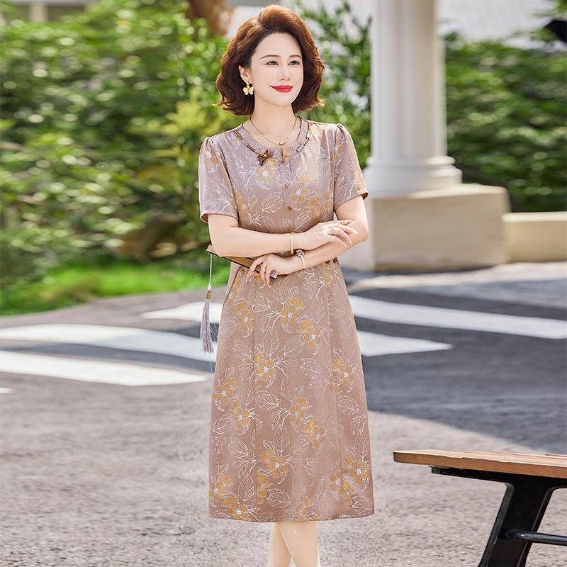 2026 Summer Fashion Slimming Dress for Mom: Elegant Chinese Style for Middle-aged Women