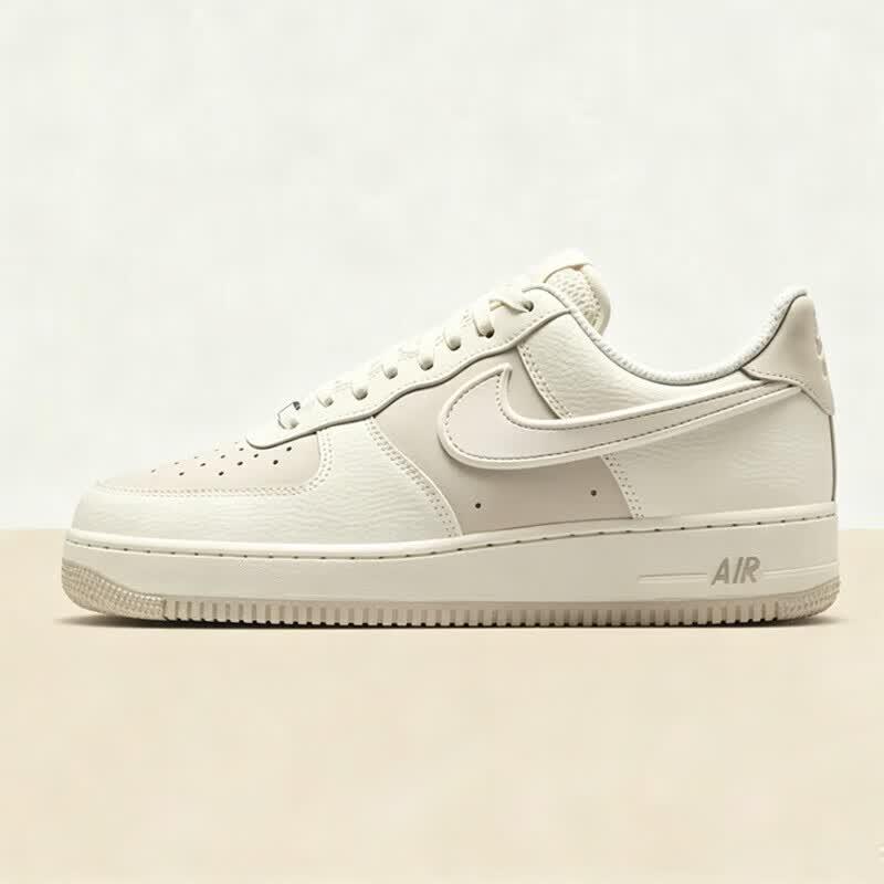 Nike Men's Air Force 1 '07 Casual Shoes