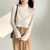 White brushed thickened turtleneck bottoming shirt for women in autumn and winter new loose and slim long-sleeved T-shirt for women with pile collar
