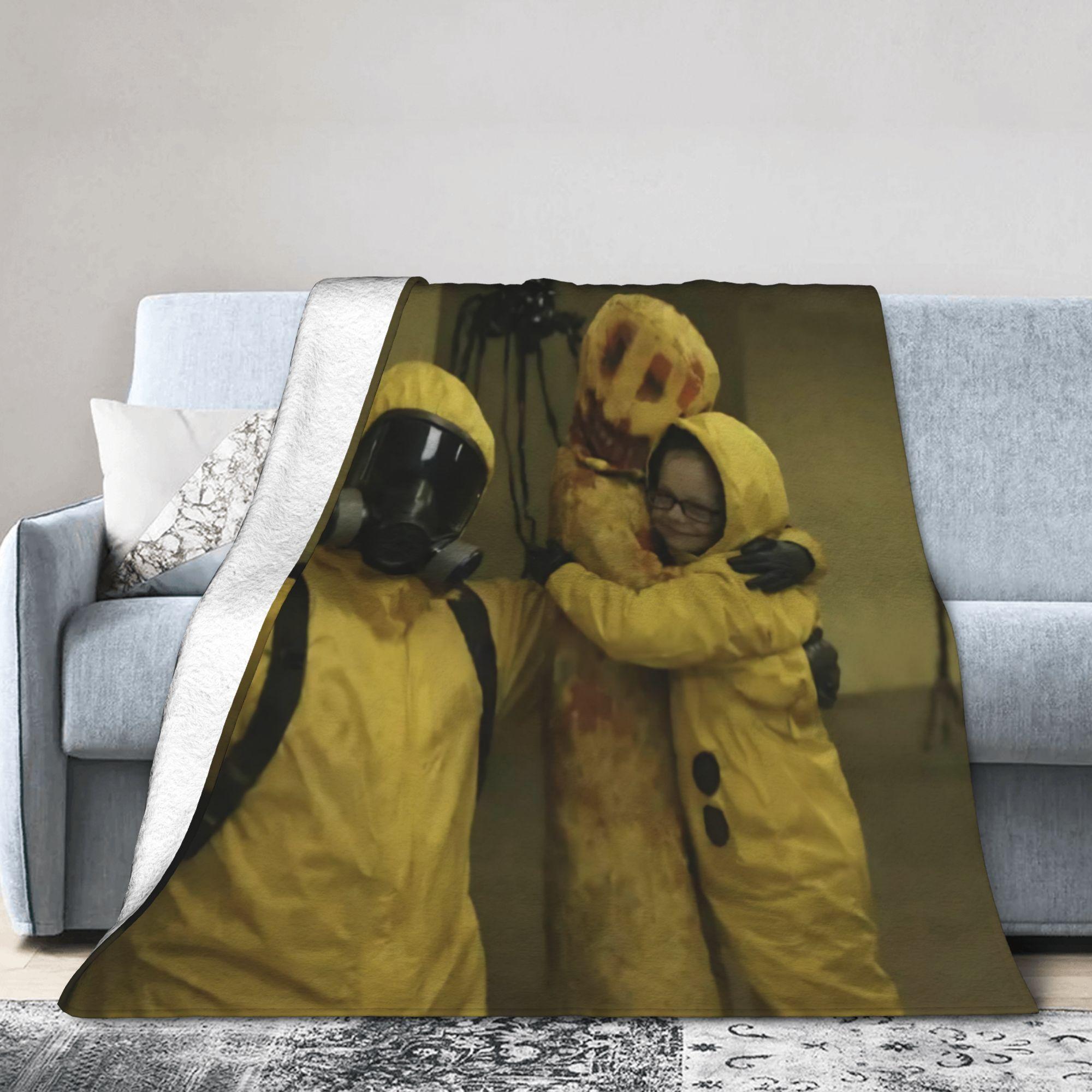 Helenal Unisex Backrooms Horror Movie Blanket Flannel Cozy Ultra-Soft Throw Blankets For Bedding Plush Thin Quilt