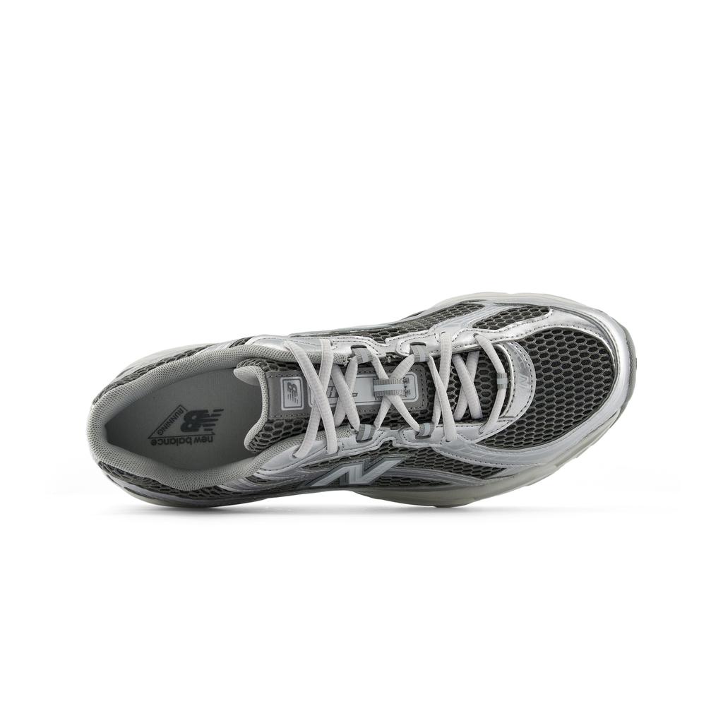 New Balance NB 740 Chunky Sneakers Unisex Silver Gray