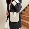 Women Messenger Bags Woven Summer Top-Handle Bags Handmade Fashion Holiday Casual Simple Saddle Lady Straw Bag AVE