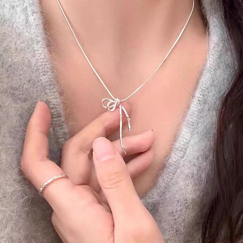 Elegante Damen S925 Sterlingsilber Perlenanhänger Halskette - Leichte Luxus Schlüsselbeinkette