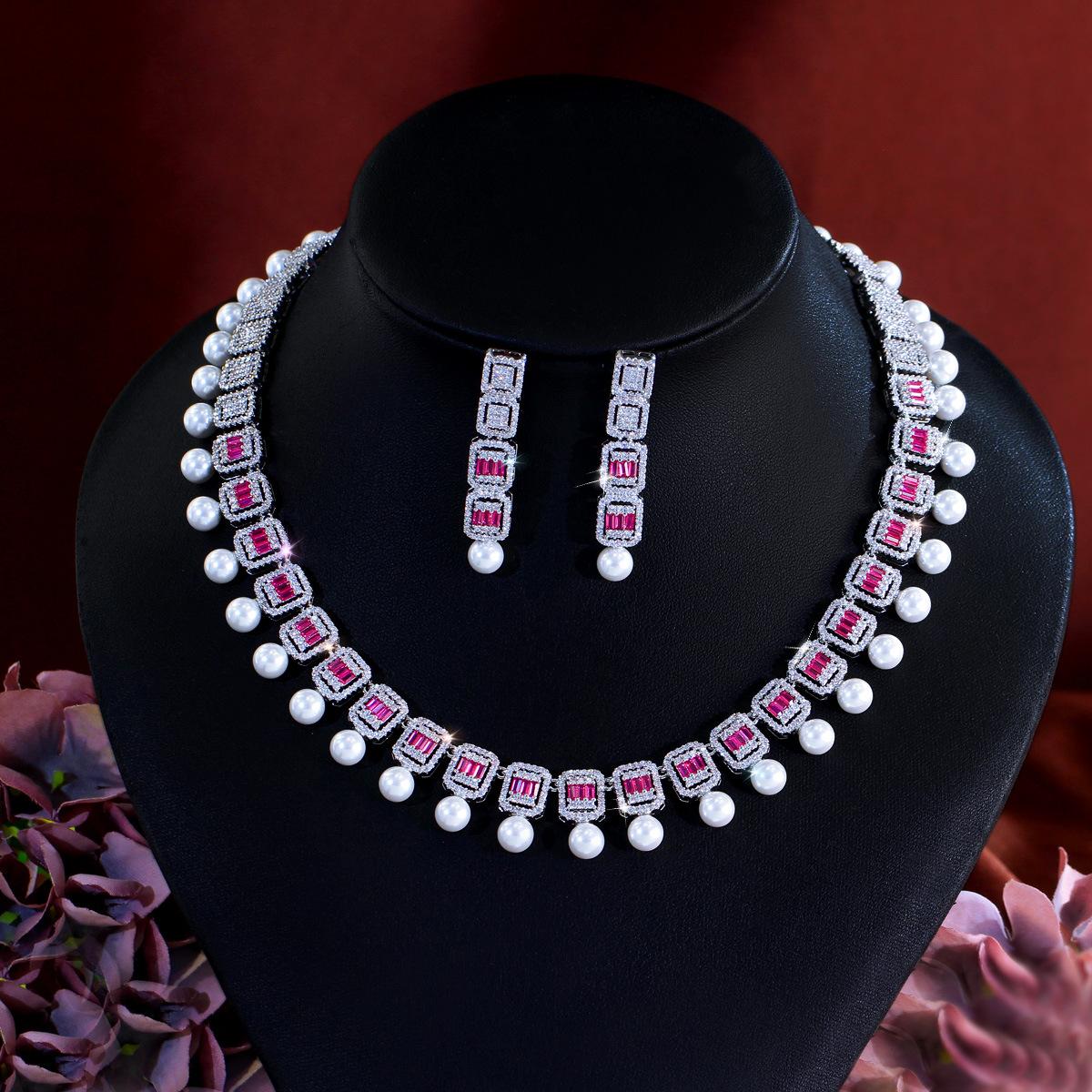 

Bridal Wedding Dress Dinner Jewelry Set Zircon Pearl Necklace Earrings Super Flash Two-Piece Chain