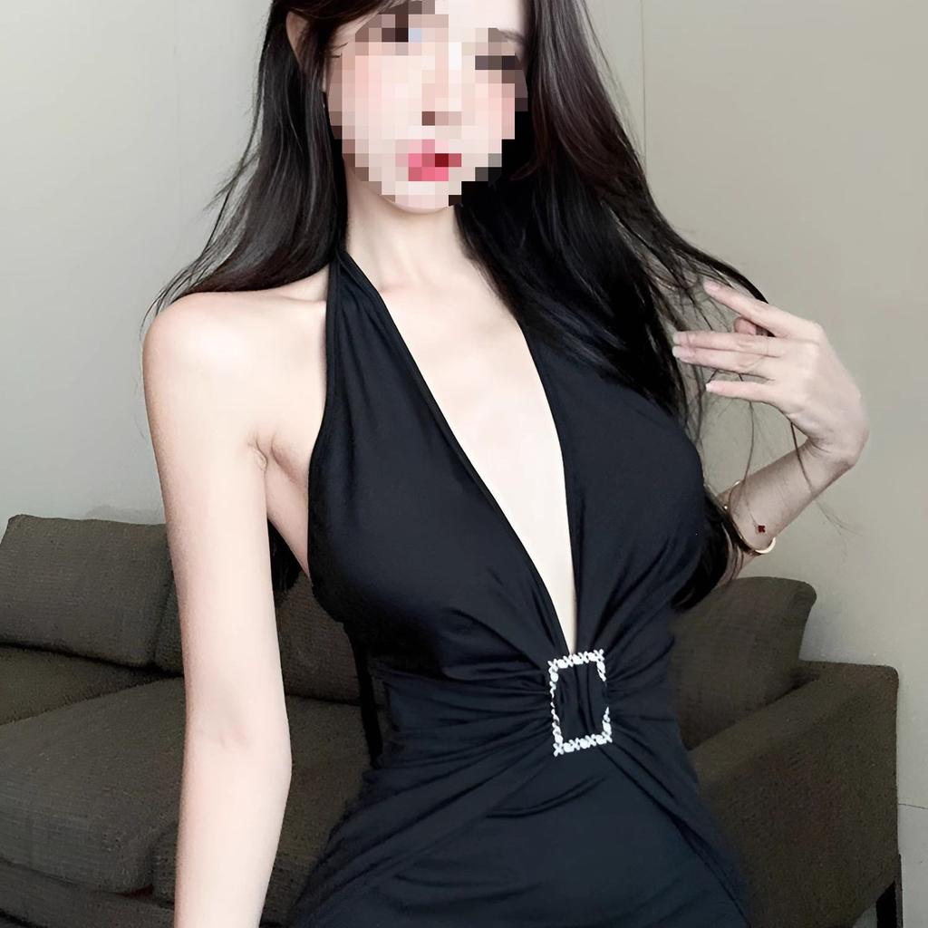 Be careful with the inner battle skirt, deep V-neck lace-up neck dress, women's pure desire sexy backless streamer hip-wrapped short skirt
