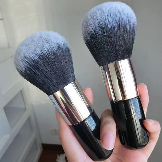 Women Makeup Brush Portable Travel Professional Soft Synthetic Bristles Blush Loose Powder Foundation Blending Kabuki Brush