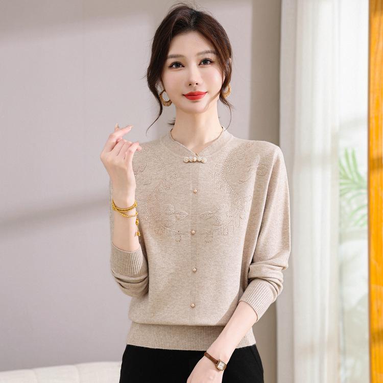 Middle-aged and Elderly Women's Spring and Autumn Temperament Sweater New Mother Autumn National Wind Sweater Fashion Bottoming Shirt