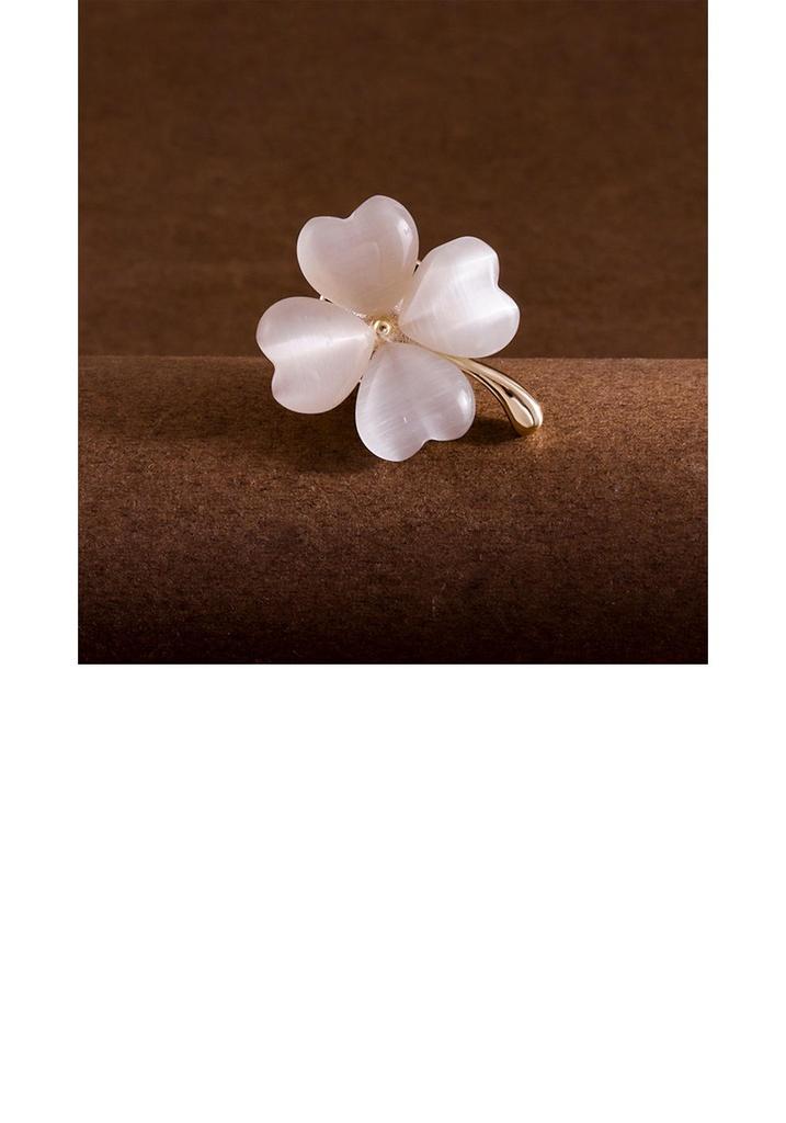 High-Grade Magnetic Four-Leaf Clover Brooch: Women’s Flower Anti-Exposure Clothing Pin
