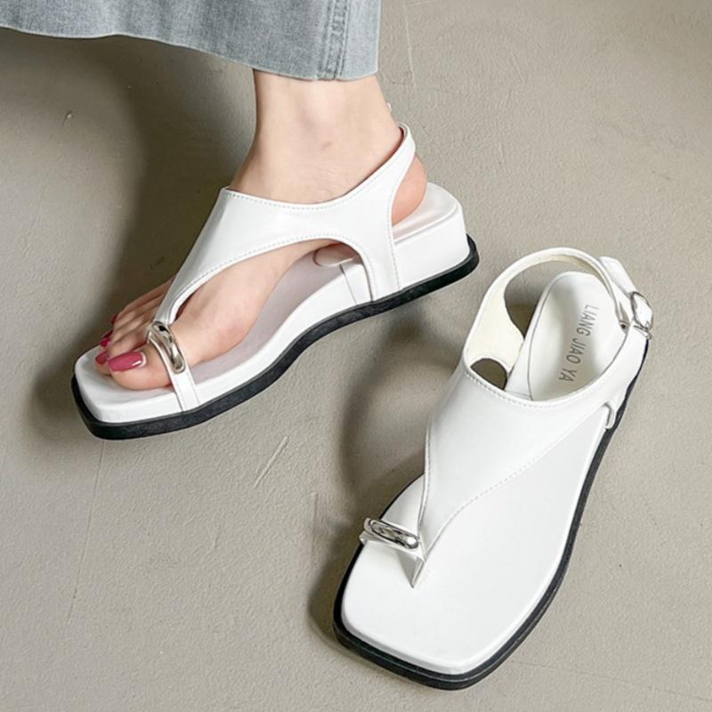 Fashion Summer New Fashion Style Flip Flops Shoes Roman Style Leisure Toe Covering Sandals Comfortable Soft Buckle Non-slip Women Sandal