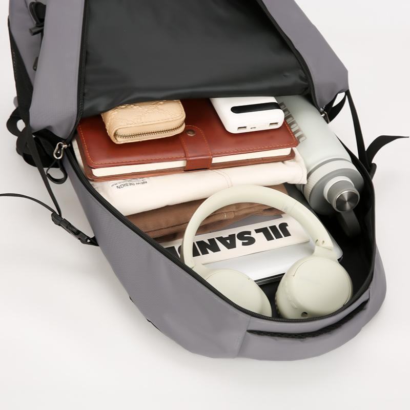 Large capacity backpack men travel backpack working luggage bag leisure outdoor mountaineering bag ridge protection design