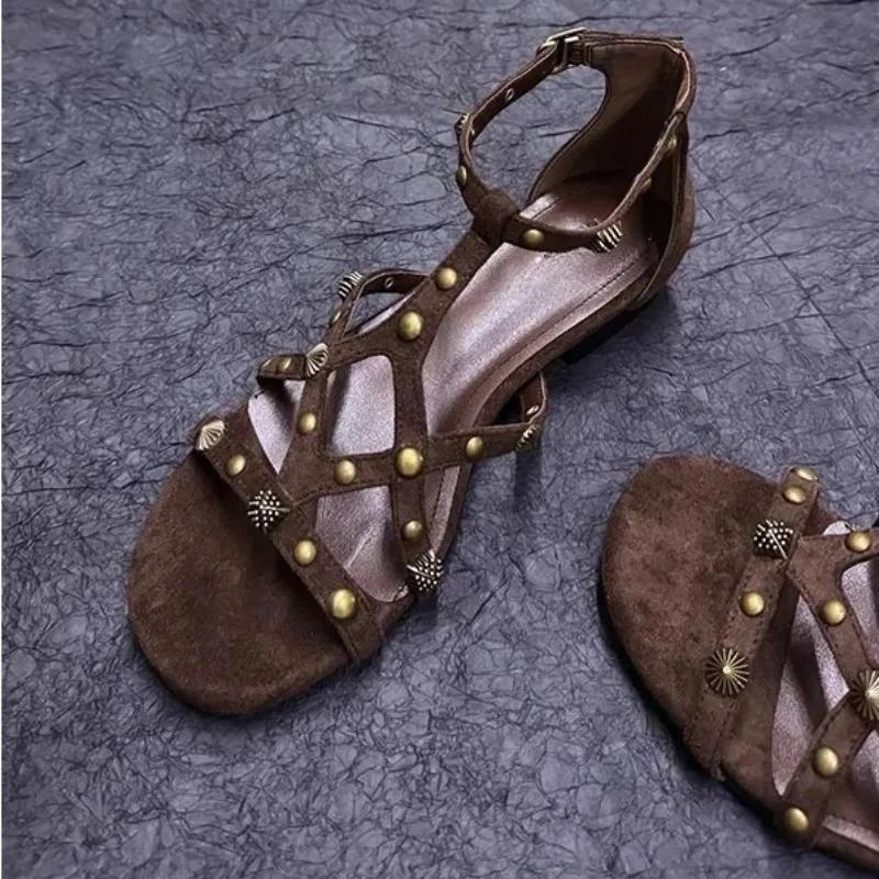 Fashion 2025 New Summer Vintage Ethnic Rivet Open Toe Flat Heel Versatile Comfortable Roman Sandals New Round Toe Soft Sole Shoes