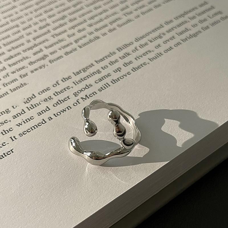 

Трендовое геометрическое посеребренное кольцо с пресноводным жемчугом для женщин, элегантный аксессуар J2587