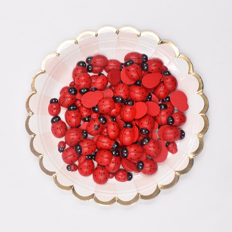 100PCS Ladybug Decor Tiny Ladybugs Decor Wood Ladybugs Shaped Embellishments Craft for DIY Craft Micro Animals Gifts