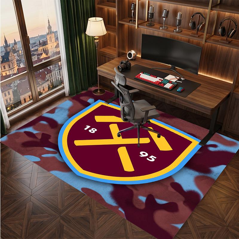West Ham United Football Print Crystal Velvet Rug, Comfortable Water Absorbent Non Slip Indoor Floor Carpet