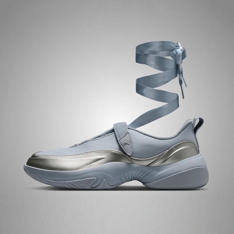 Nike Women s Pointe Fashion Casual Shoes EUR 36.5