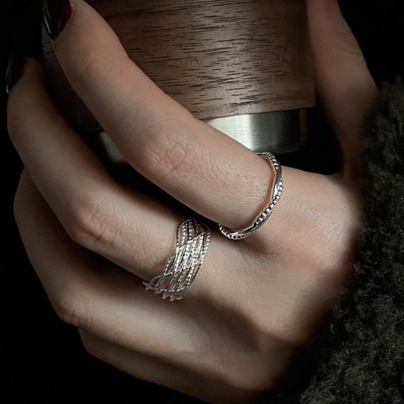 Trendy Geometric Twist Stackable Open Ring for Women’s Index Finger