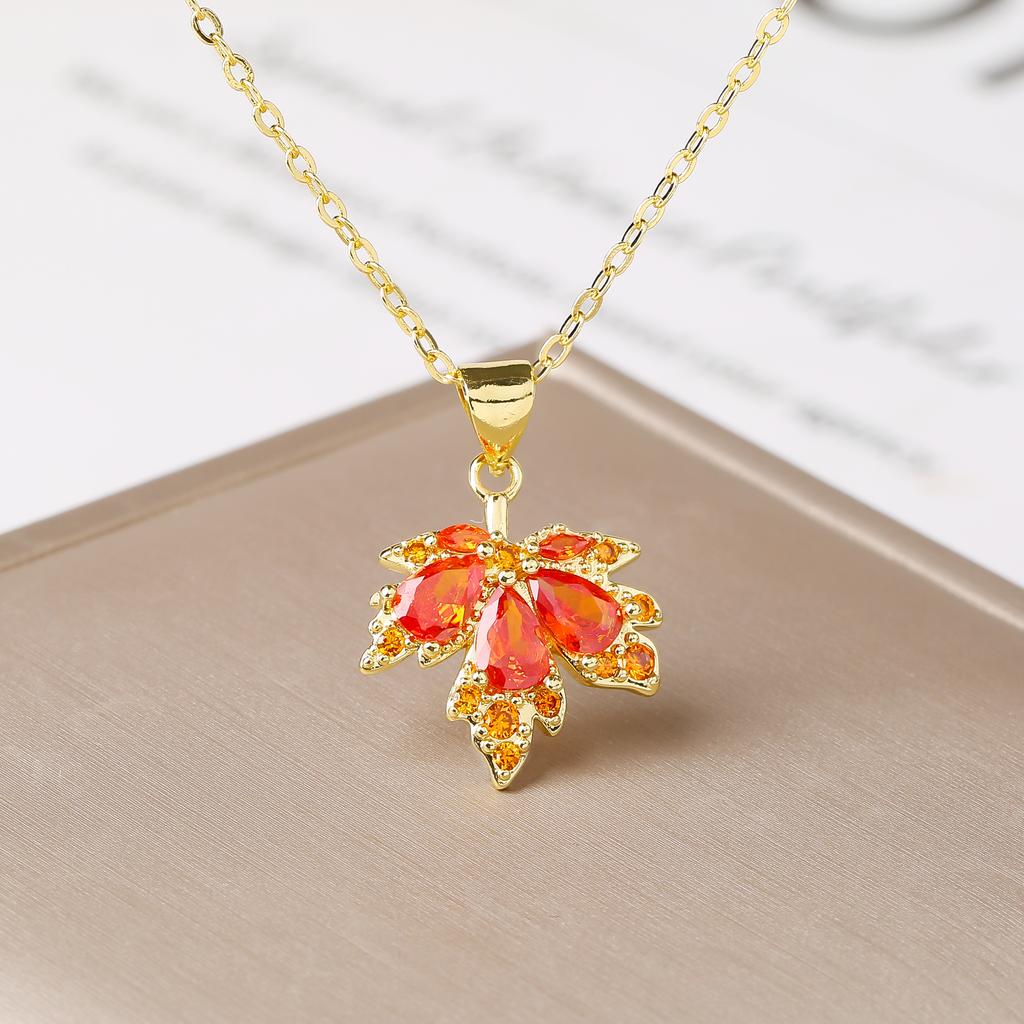 New Arrival Gold Plated Maple Leaf Necklace Colorful Zircon Delicate Leaf Pendant Necklace for Women Party Daily Zircon Gift