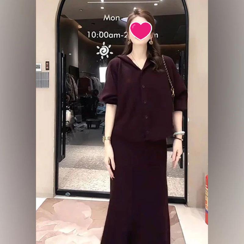 

Korean Style Loose Cardigan & High-Waisted Skirt Two-Piece Set for Spring/Autumn XL