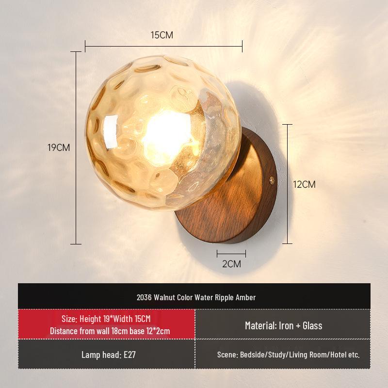 Moderne Wandleuchte aus Holz und Glas für Restaurants, Treppenhäuser oder Eingangsbereiche von Wohnzimmern