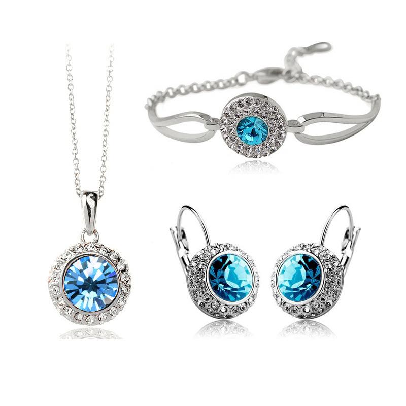 1 sett/4 stk (Kjede + Øredobber + Armbånd) Elegante smykkesett for kvinner Mote Allsidig Rund Krystall Tredelt Sett