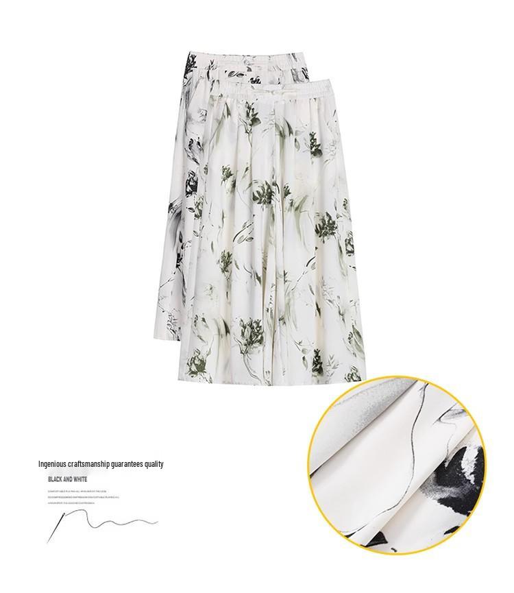 Dámské Capri kalhoty s vysokým pasem a širokými nohavicemi z ledového hedvábí: Tisk tušovou malbou, Styl Léto 2024, Volný a splývavý.