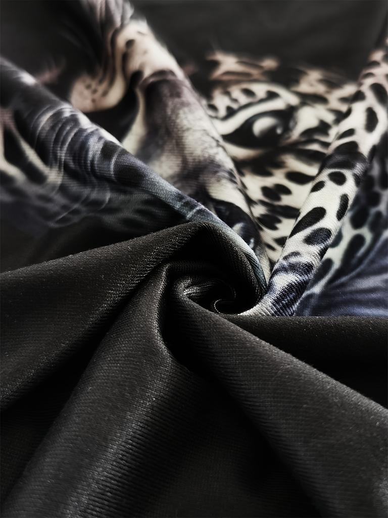 Elegant Plus Size Women's Leopard Print T-Shirt | Breathable Machine-Washable Casual Shirt for All Seasons