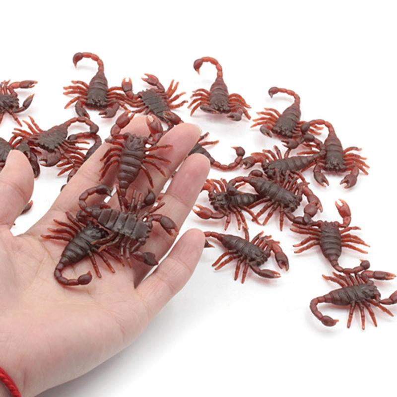 10 Pieces Prank Fake Roaches Look Real Plastic Trick Joke Toys Scary Insects Realistic Bugs Gifts Novelty Cockroach